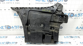 The left rear bumper mount for a BMW 5 G30 17-20 is broken.