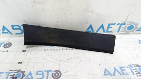 Lincoln MKC 15-19 rear right door sill plate, black, scratches
