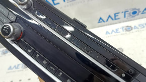 Climate control and radio control for BMW 5 G30 17-22 auto, dual zone, heated seats, no CD drive, scratches