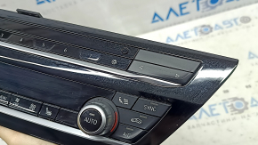 Climate control and radio control for BMW 5 G30 17-22 auto, dual zone, heated seats, no CD drive, scratches