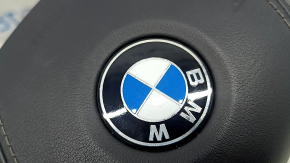 Airbag in the driver's steering wheel of a BMW 5 G30 17-23, black, leather, corrosion on the emblem, scratches