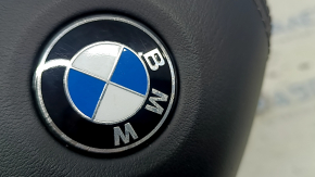 Airbag in the driver's steering wheel of a BMW 5 G30 17-23, black, leather, corrosion on the emblem, scratches