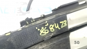 Lower grille of the front bumper left BMW 5 G30 17-20 black gloss, missing fragment, broken mount, cracks