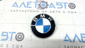 Emblem hood badge BMW 5 G30 17-23 climbed varnish