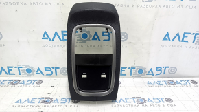Lincoln MKC 15-19 rear center console trim, black, USB, scratch, crack