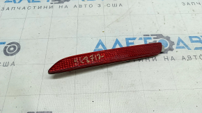 Rear left reflector for Toyota Avalon 13-18, housing cracked