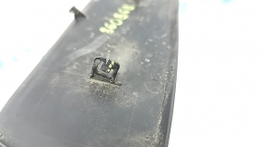 Right headlight cover for Toyota Camry v70 18-20: structure, cracks in fasteners