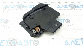 Lincoln MKC 15-19 Battery Distribution Plate