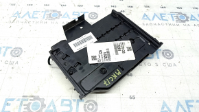 Lincoln MKC 15-19 Battery Distribution Plate