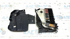 Lincoln MKC 15-19 Battery Distribution Plate