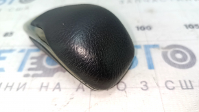 Toyota Avalon 13-18 gear knob, black textured leather, scuff marks