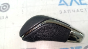 Toyota Avalon 13-18 gear knob, black textured leather, scuff marks