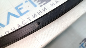 Toyota Avalon 13-18 front left door seal, fasteners torn