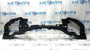 The upper TV bar of the Ford Escape MK3 2019 is broken, the fragment is missing.