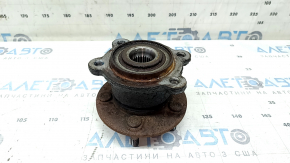 Lincoln MKC 15-19 AWD rear left wheel hub rusty