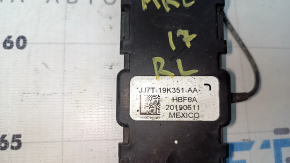 Antenna Control Module Left Lincoln MKC 15-