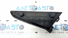 Toyota Camry v70 18-24 hybrid auto climate control, scratches