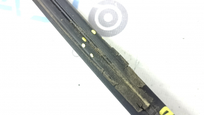 Right roof lining for Toyota Camry v70 18-24 is cracked.