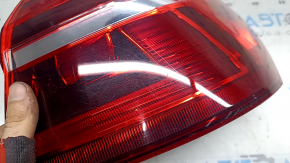 Right outer fender light for VW Passat B8 16-19 USA, halogen, dark, scratches, worn