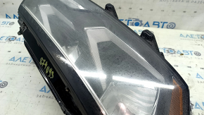Right front headlight VW Passat B8 16-19 USA halogen, polished, spider web