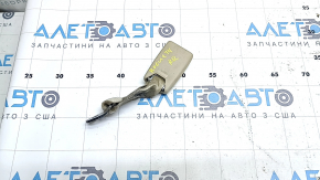Right rear seat belt latch for Nissan Rogue 14-18 beige