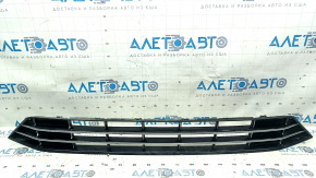 VW Passat b8 16-19 USA R-Line front bumper center grille