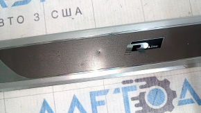 Outer front left door sill plate for VW Passat b8 16-19 USA R-Line, scratches, nicks