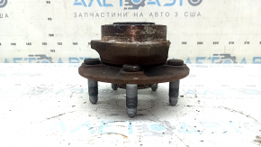 Rusty front right hub for a 2014 Cadillac CTS