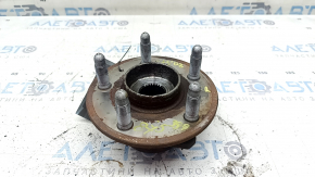 Rusty front right hub for a 2014 Cadillac CTS
