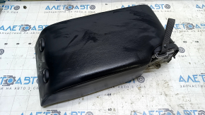 Rear seat armrest 2nd row Nissan Rogue 14-16 black leather, with cup holders