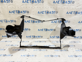 Radiator Duct VW Touareg 11-17 3.6
