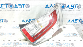 Right headlight for Toyota Prius 30 13-15, scratches, debris under the glass
