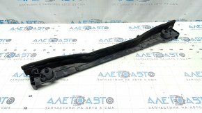 Upper radiator deflector for Toyota Prius 30 10-15