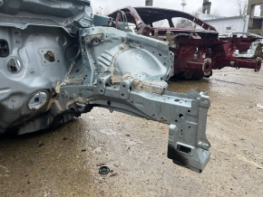 Front left quarter panel of Toyota Prius 30 10-15 on the body, green