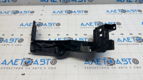 Front right fender bracket Polestar 2 21-25 front