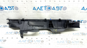Rear pillar trim lower left Hyundai Ioniq 17-22 HEV black, scratched