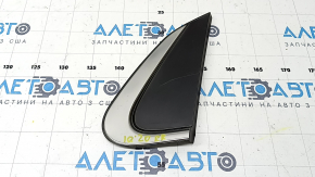 Right rear fender triangle plug for Hyundai Ioniq 17-22 chrome, crack in mount, worn