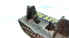 Volvo XC90 16-22 rear right jack, type 1, broken mount