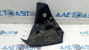 Tesla Model 3 18-USA right outer wing light, 3 pins, missing fragment, broken fasteners, cracks in glass, scuffed