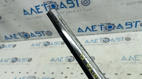 Door-glass molding, central front left Hyundai Ioniq 17-22, chrome, scratches, bent