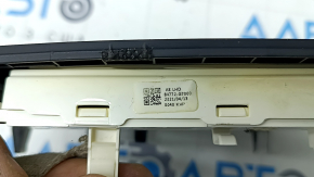 Upper central front panel trim for the Hyundai Ioniq 17-22 speaker, black, with charge indicator