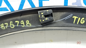 Front left fender arch trim for VW Tiguan 22-24: Structure, scratches, and cracks in the fasteners