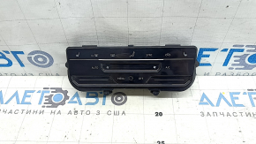 VW Tiguan 22-24 climate control with heated seats, scratches
