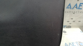 The lower trim of the Ford Edge 15-24 trunk door is black, under the electric cover, scratches, a broken guide, the plastic has turned white.