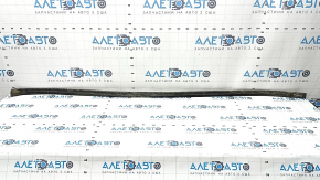 Door seal on the threshold left VW Tiguan 18-24