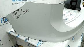 The rear bumper is bare, the upper part is white, VW Tiguan 18-24, scratches, crack in the mount