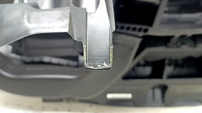 VW Tiguan 18-24 black dashboard panel without airbag, broken mount, covered in soot