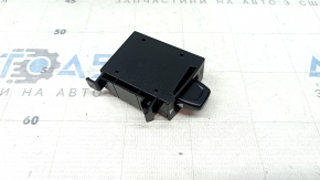 Volvo XC40 19-25 SIM card reader