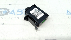 Volvo XC40 19-25 SIM card reader