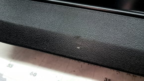 Volvo XC40 19-25 black lower tailgate trim with trim, scratches